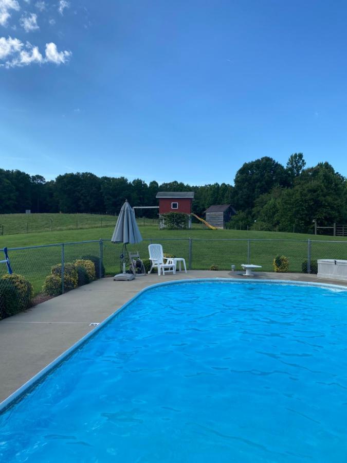 Ararat Wolf Creek Farm B&B And Motorcycle Manor At Wolf Creek Farm, Llc المظهر الخارجي الصورة